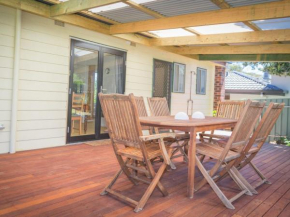 17 Broadbeach Drive - Free WiFi!